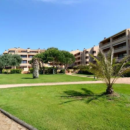 Golf Mar Ii G 1-2 بالس